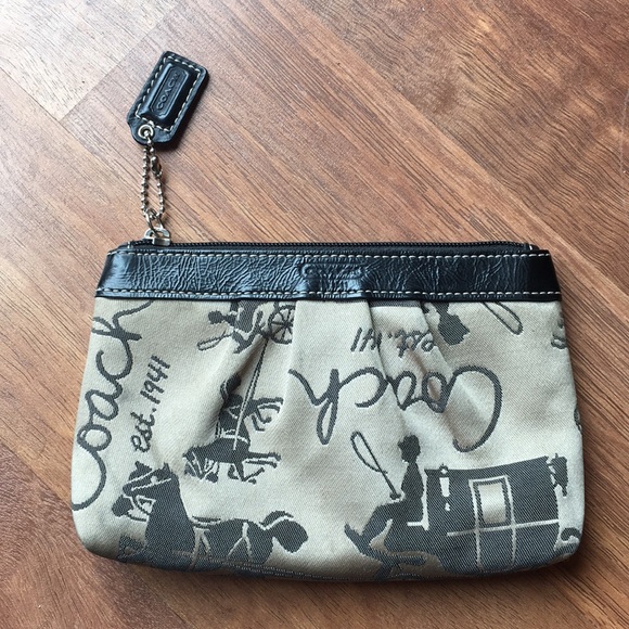 Coach Handbags - Coach Horse & Carriage Wristlet
